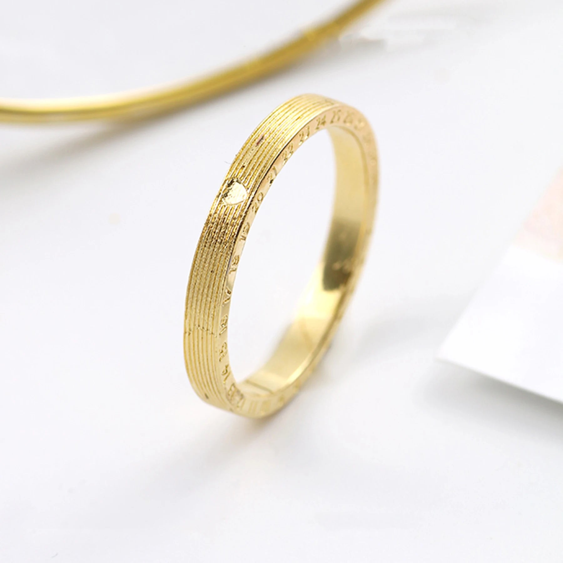 Ladies' Vintage Style Love Ring Daily Wear Fashion with All-Match Temperament Party Gift Ring Mainly Copper Jewelry