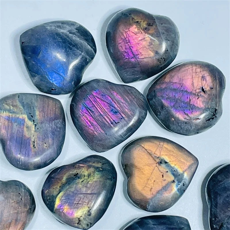 Wholesale Natural Crystal Heart Shape Healing Folk Crafts Semi Precious Stones Labradorite for Decoration Gifts