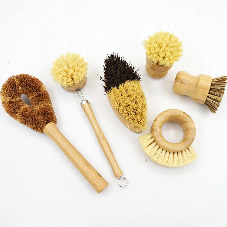 Wholesale 100% Natural Degradable Sponge Wood Handle Eco Friendly Reusable Scrubbing Pot Dish Brush Cleaning