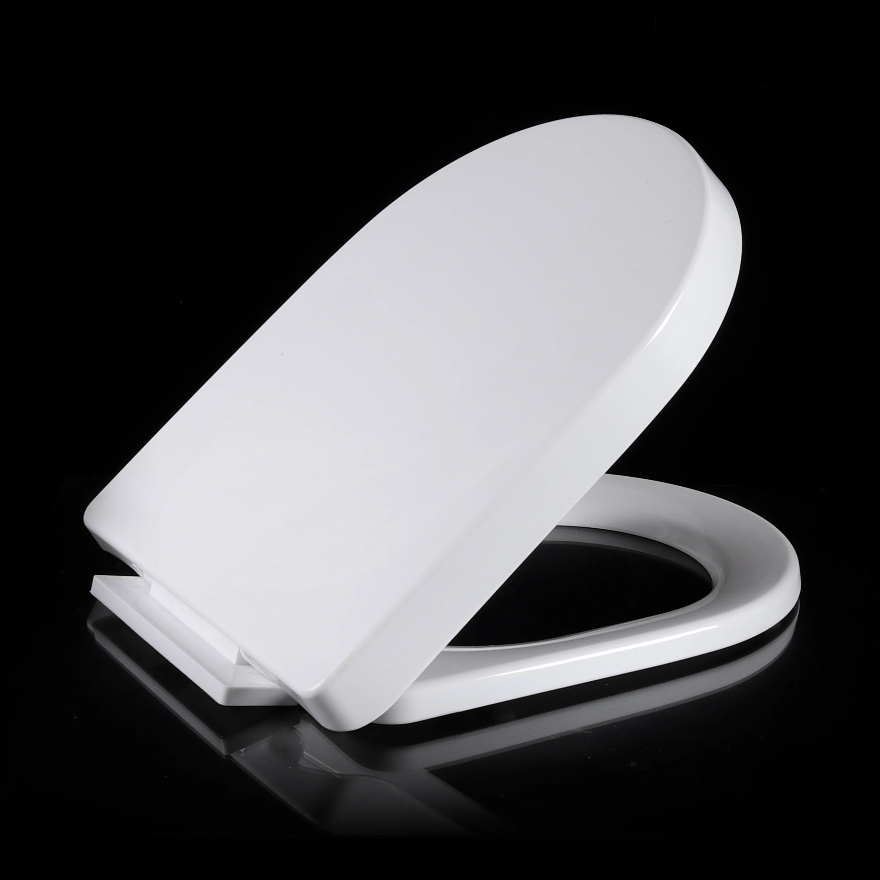 Plastic D Shape Toilet Seats Top Fixing Soft Close PP Material WC Cover Lid