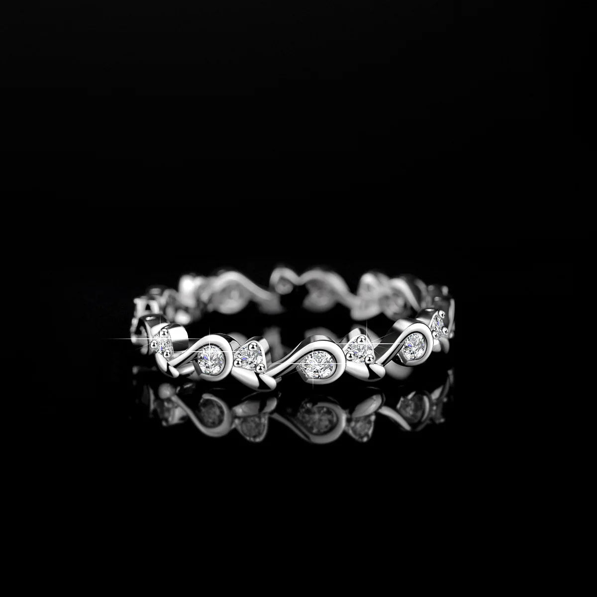 Factory Wholesale Fashion Design Diamond Flower Shape Moissanite Women Simple Finger Stackable Ring 925 Sterling Silver for Girl