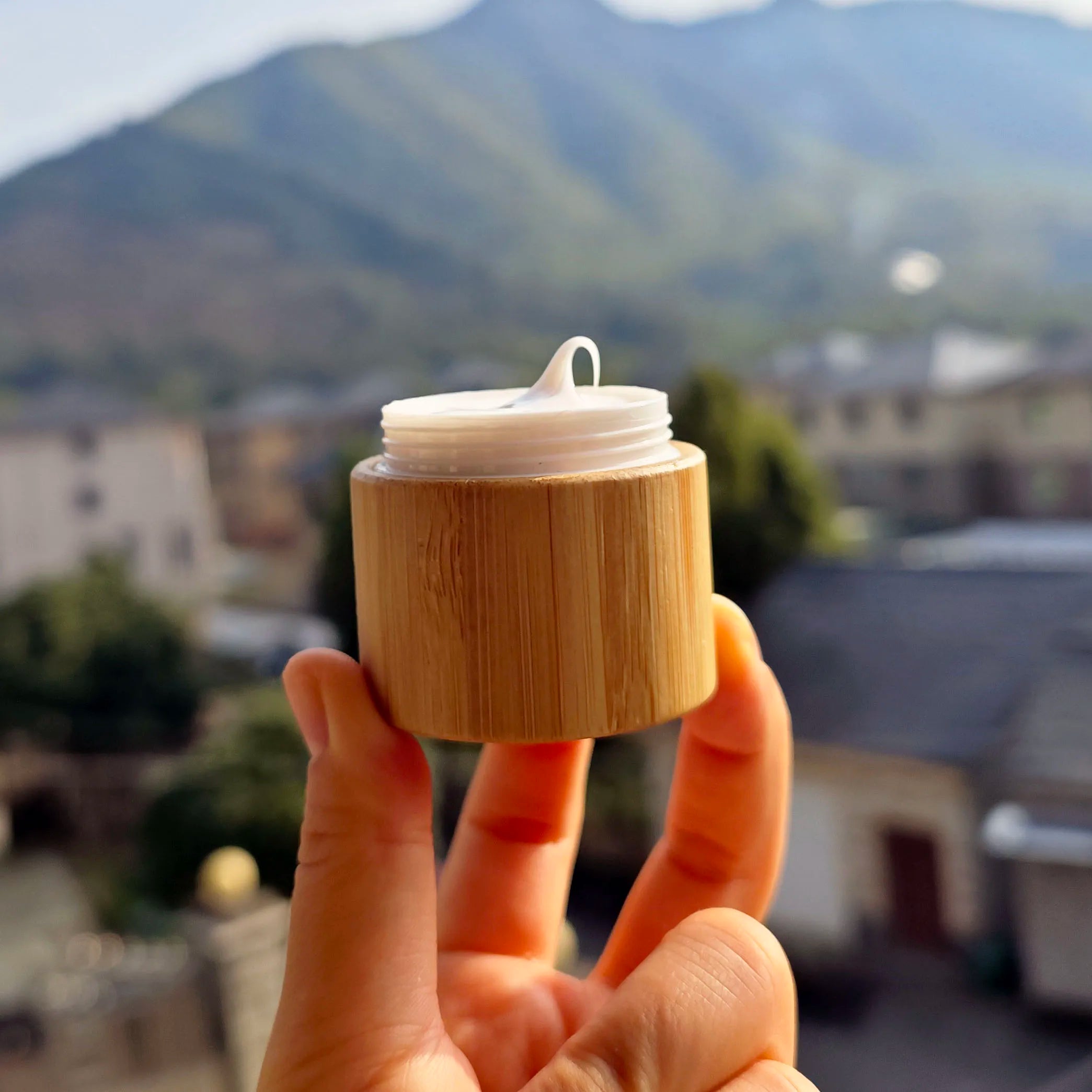 Natural Bamboo Biodegradable White PP Inner Bladder Cream Cosmetic Scrub 5g 30g Face Cream Wide Mouth Eye Cream Jar Screw Top