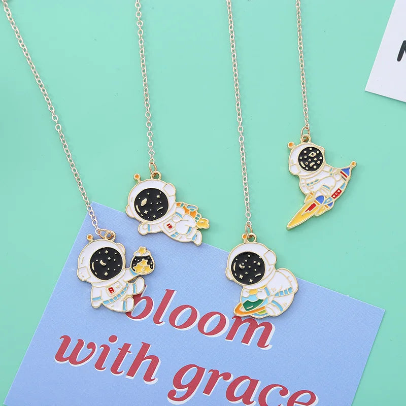 Creative Science Kawaii Moon Planet Walk Astronaut Metal Chain Pendant Bookmark Mark of Page Decorative Stationery