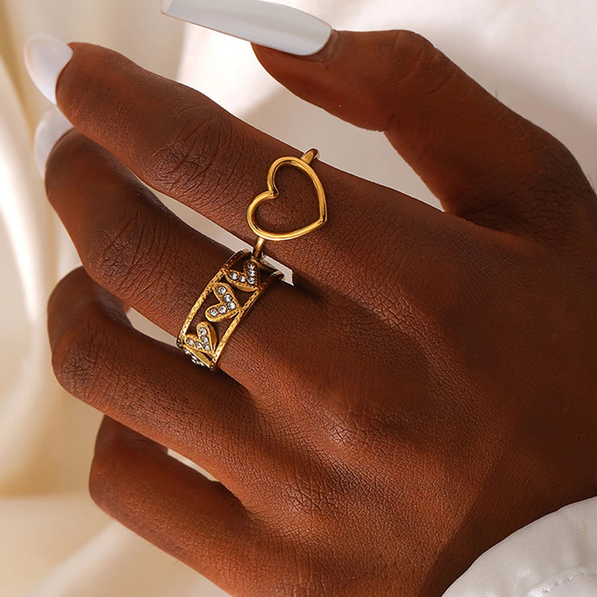 2 Pcs/Sets Stainless Steel Shiny Rhinestones Heart Rings for Women Trendy Ladies Adjustable Finger Rings Fashion Jewelry on Hand