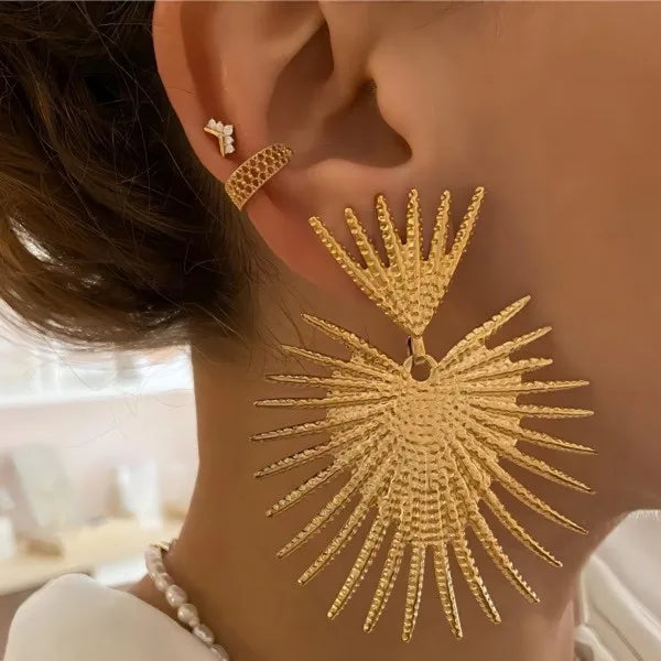 Fashion New Stainless Steel Heart-shaped Earrings Exaggerated Tassel Fan-shaped 18k Gold-plated Gifts Earrings for Women