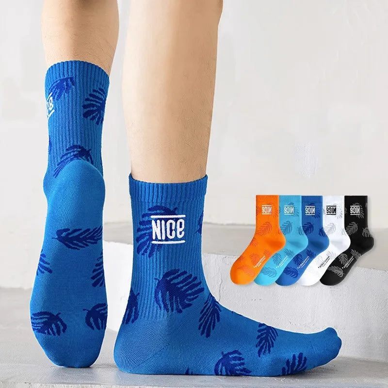 Free Sample Customize Designer Embroidery Sports Sock Breathable Cotton Logo Custom Embroidered Socks