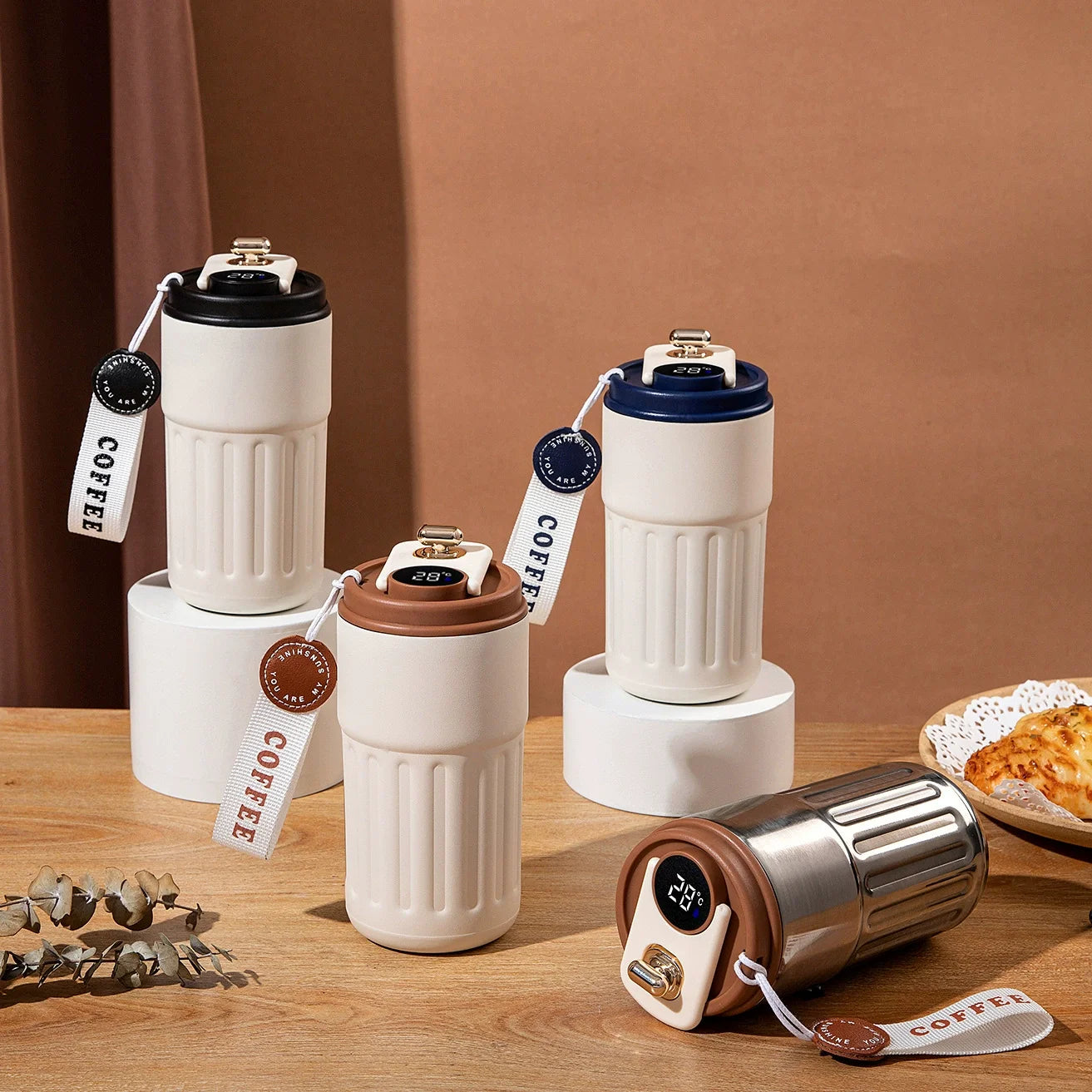 Custom 410ml Portable Smart Stainless Steel Coffee Mugs Travel Camping Temperature Display Thermos Coffee Cups with Rope Handle