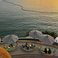 Modern Design Wall-Mounted Heavy Duty Cantilever Parasol Umbrella Rain-Proof for Outdoor Hotel Use for Beach Club Beach Stand
