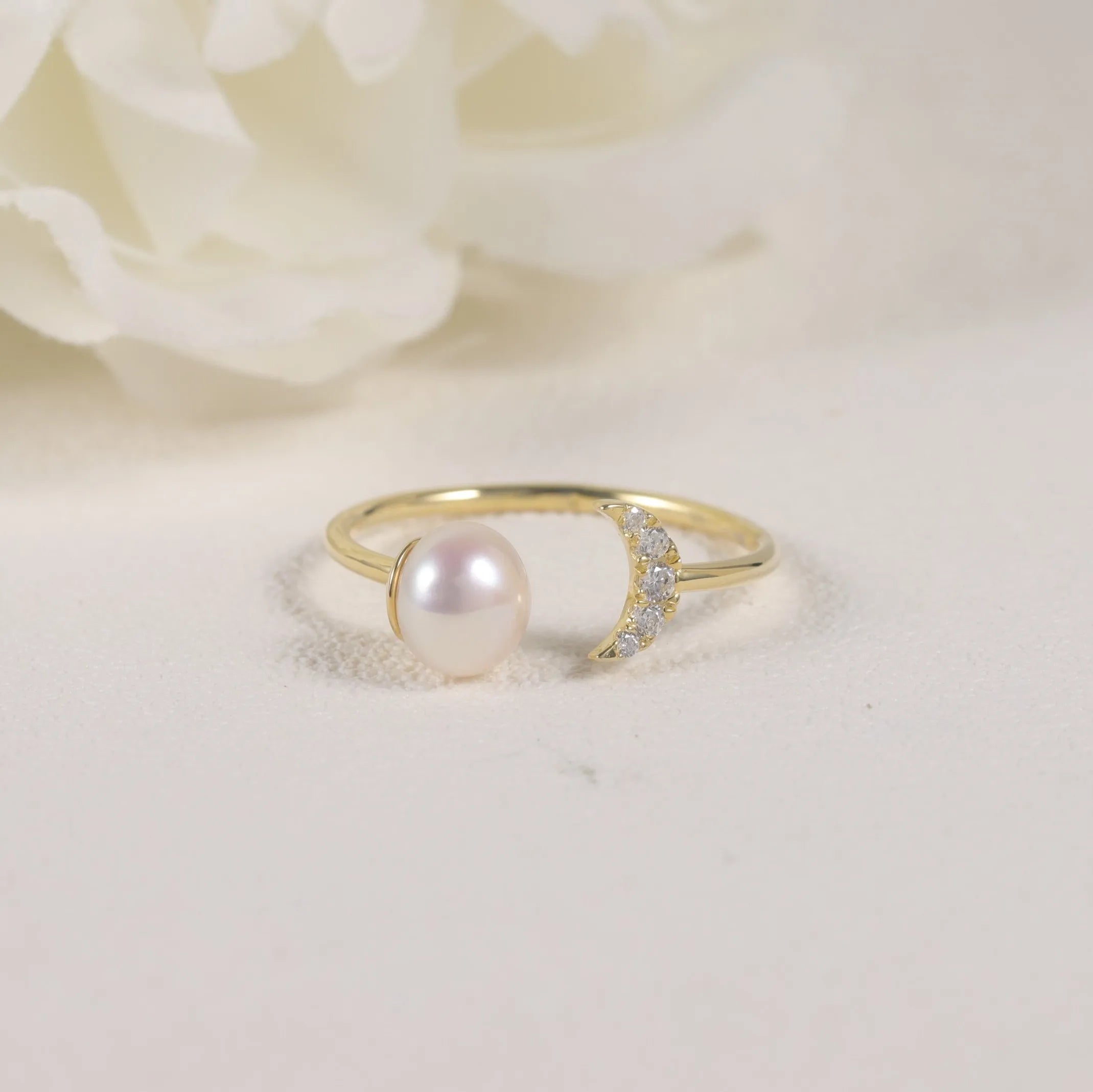 Romantic Adjustable Opening Sun Moon Freshwater Pearl & Lab Grown Diamond 14K Au750 Gold Stackable Ring for Wedding Engagement