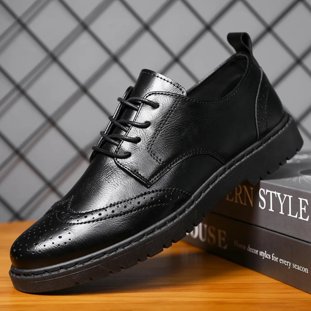 Fashion Men's Retro Business Leather Shoes Man's Casual Boardinjg Shoes Male Driving Walking Working Shoes Waterproof Sneakers