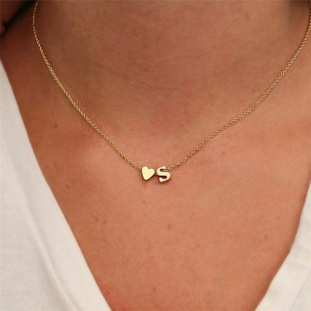 A-z 26 Initials Letter & Heart Pendant Necklace for Women Trendy Gold Plated Stainless Steel Necklace DIY Custom Chain Jewelry