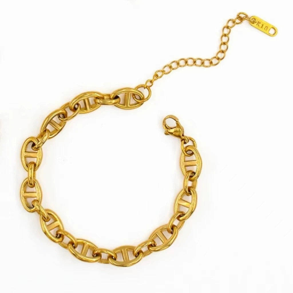 Ins Designer's Trendy Vintage Old French Style Cold-Style Pig Nose Chain Necklace Stainless Steel for Anniversary Occasions