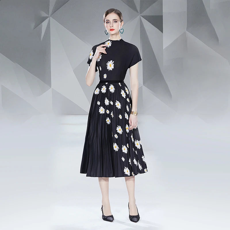 New Arrivals Fashion Temperament Women's Chiffon Ruched Natural Waist Pleated Skirt 2-Piece Suit Custom ODM Casual Dresses