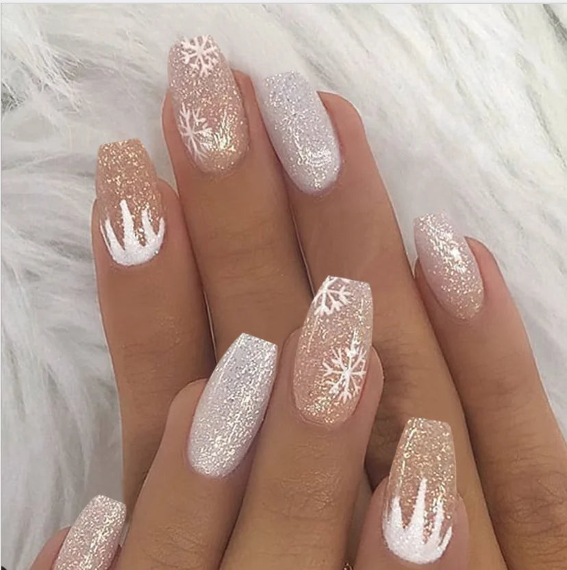 High Quality Fake Nails Medium Silver Glitter Snowflake Coffin Nail Design Press on False Fake Nail for Women