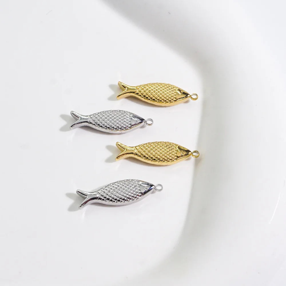 High Texture Embossed Fish Pendant DIY Jewelry Accessories Stainless Steel Titanium Steel Polished Necklace Earring Accessories