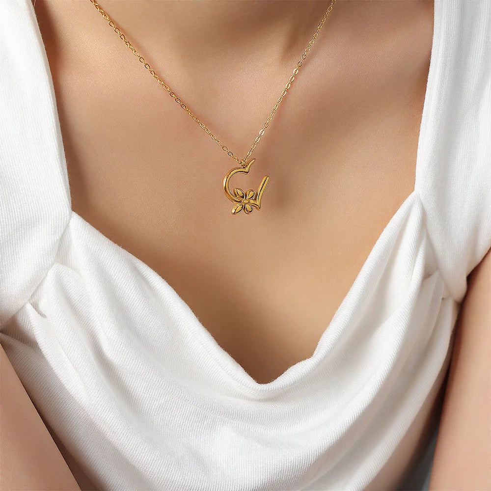 Dainty Hot Sale Line Love Butterfly Flower Design Pendant Necklace Titanium Steel Gold Plated Earrings Jewelry Set Wholesale