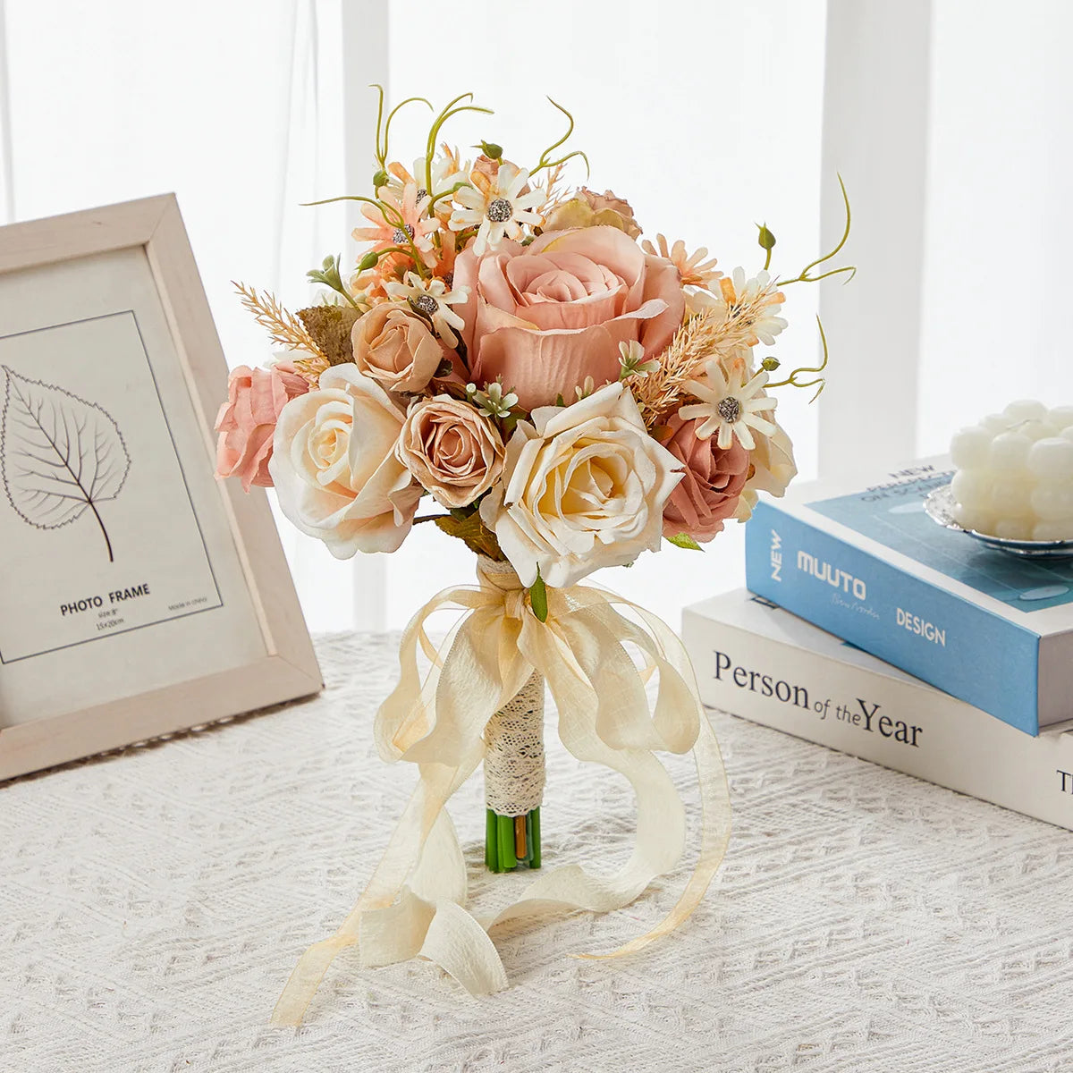 White Pink Artificial Flower for Wedding Decoration Bride Brooch Flower Bouquet Rose Artificial Rose Flowers Bridegroom