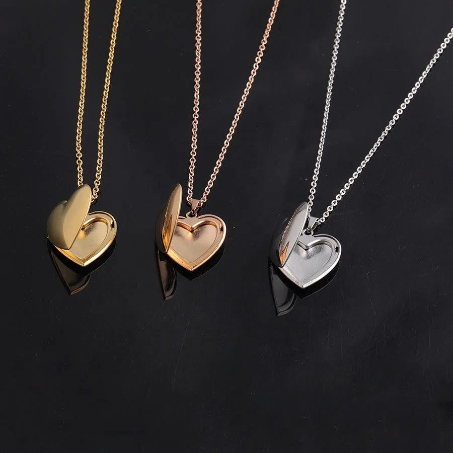 Unisex Wear Unique Design Stainless Steel Gold Plated Rose Gold/Gold/Rhodium Heart Photo Keepsake Pendant Necklace