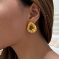 2024 Dazan New HOT 18k Gold Plated Hypoallergenic Stainless Steel Vintage Pleated Black Hole Earrings Valentines Gift