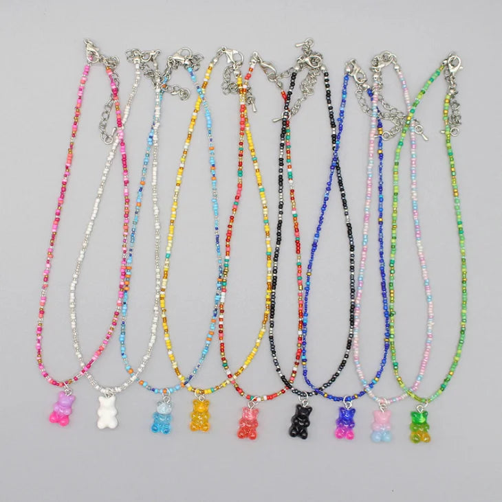 Wholesale 17 Colors Fashion Cute Bear Beaded Necklace for Women 2023 Summer New Handmade Rice Bead Necklace