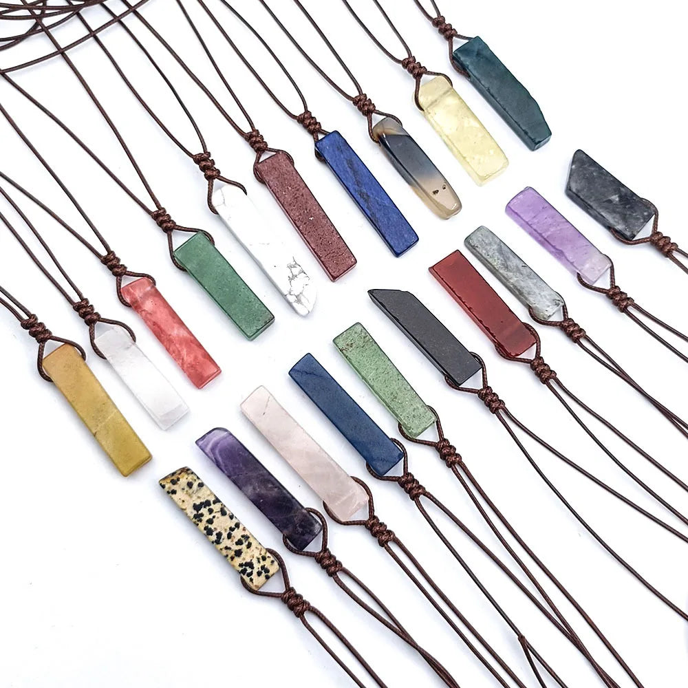 Classic Semi Precious Lapis Lazuli Necklace Pendant Natural Quartz Healing Crystal Raw Gemstone Mother Earth Stone for Jewellery