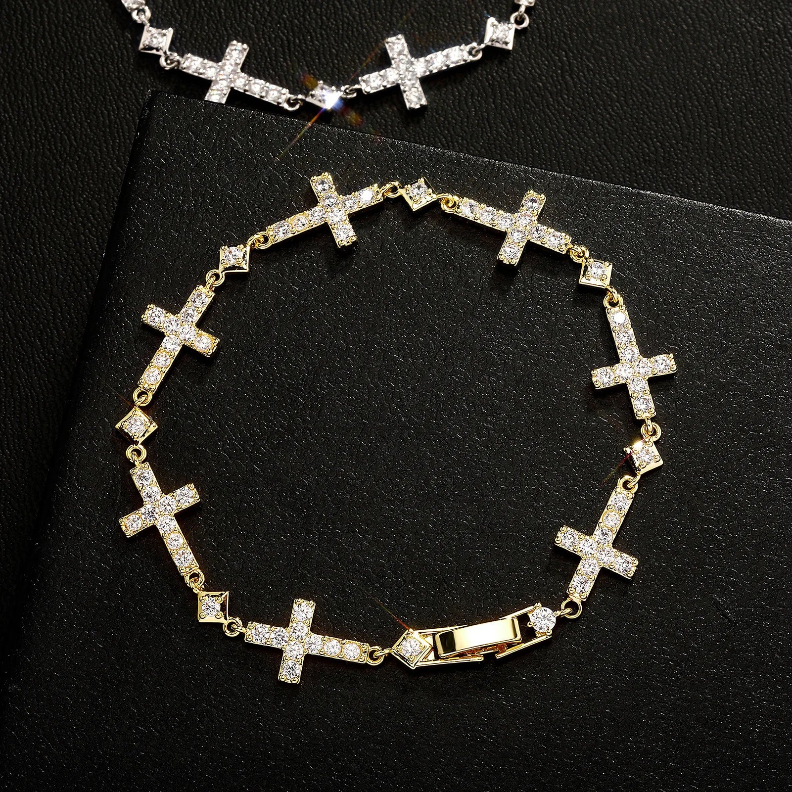 Light Luxury Zircon Cross Charm Bracelet High Quality Gold Plated Retro Jewelry Bracelet Women