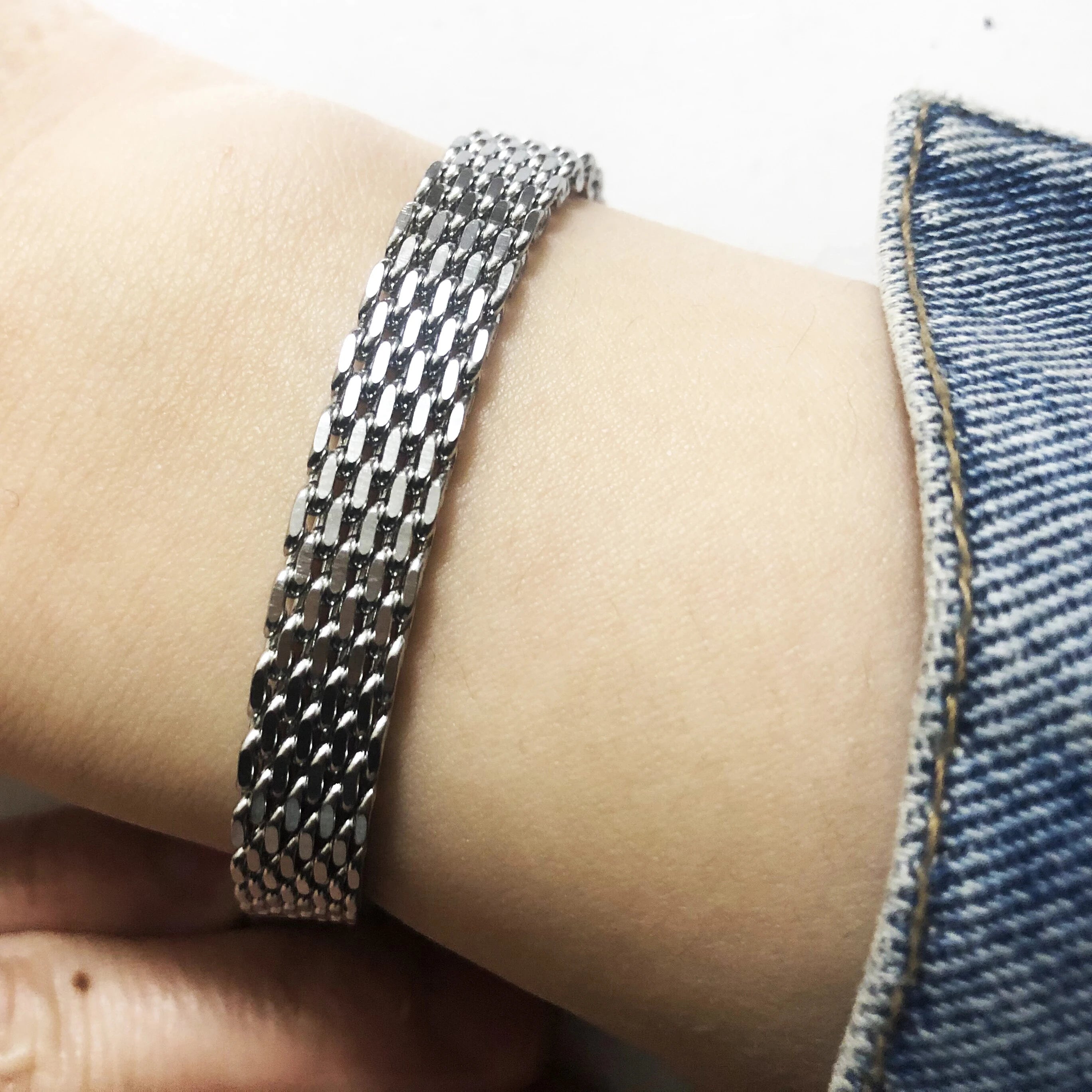BMZ 2025 New Design Snow Flower Chain & Link Bracelet Fashion Stainless Lady Bracelet Adjustable Size