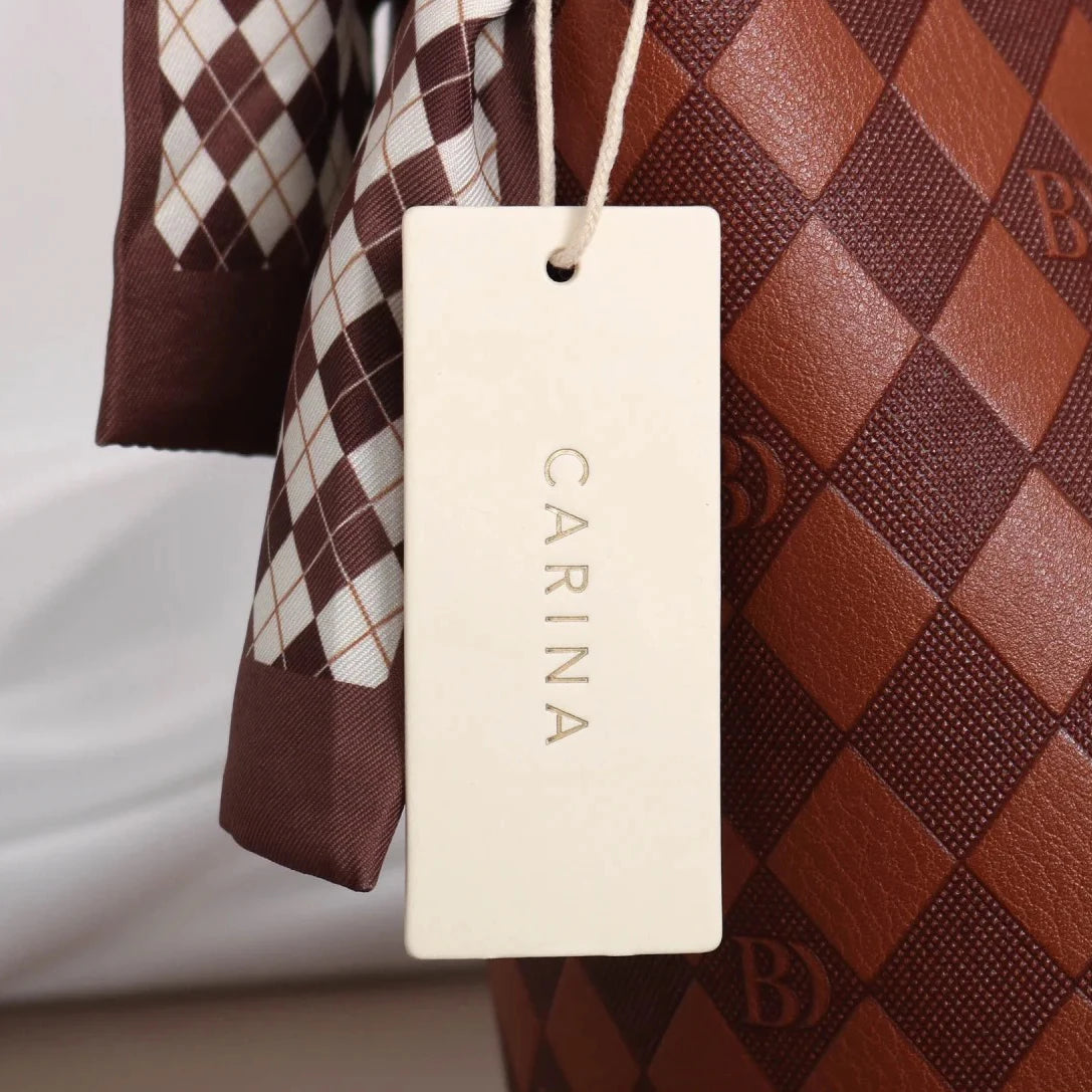 Wholesale Thick Texture Paper Garment Tags Custom Print White Clothes Swing Tags With String
