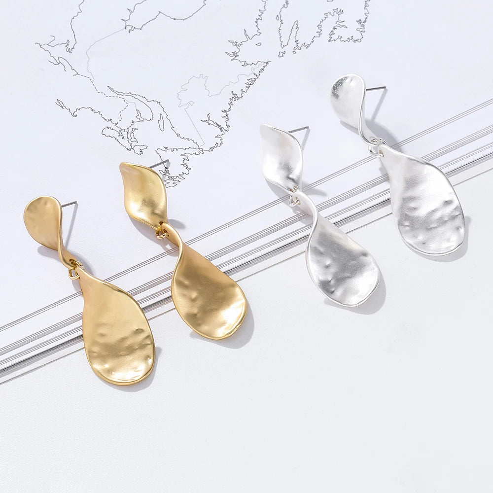 TongLing European Retro Matte Luxury Dangle Earring Vintage Drop Earring for Daily Wearing