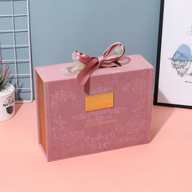 Customized Makeup Ribbon Flap Lid Packaging Cardboard Custom Velvet Magnetic Closure Gift Box