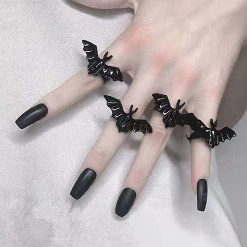 Goth Dark Ancient Bat Strange Ring Punk Opening Finger Ring for Male and Female Individual Styles