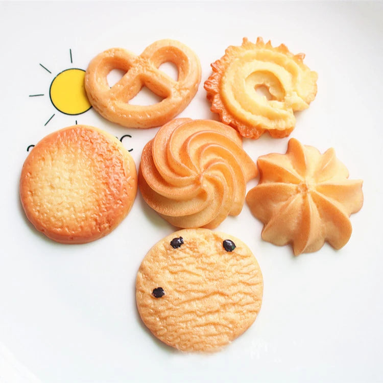 Faux Realistic Food Cream Biscuit Model Resin Cabochon Scrapbooking Dollhouse Decoration DIY Accessories