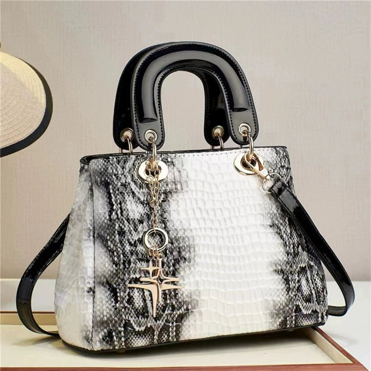 2026 New Style Trendy Latest Cheap Designs Mini Pu Leather Online Ladies Sling Handbags Crossbody