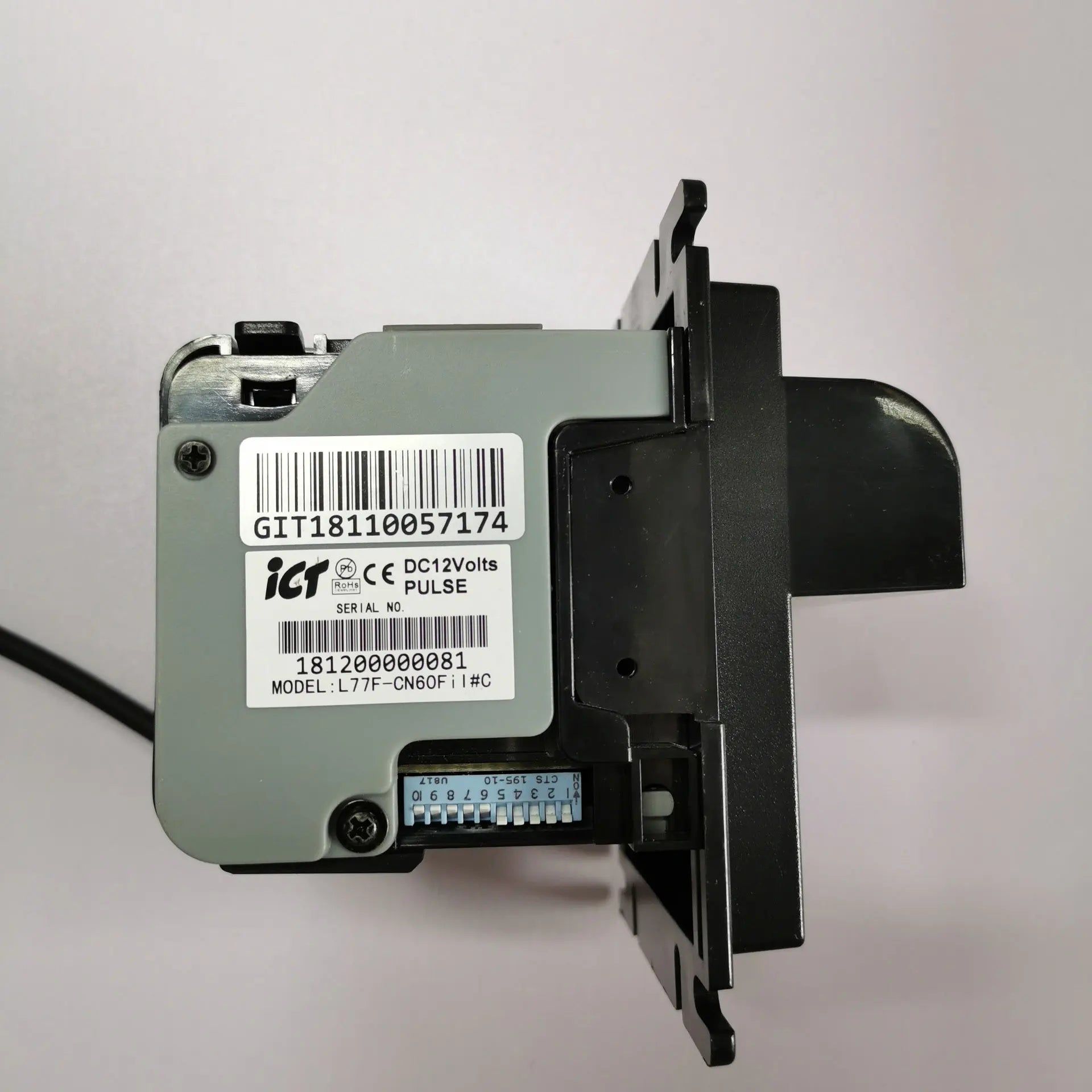 A6 L70P5 TP77P5 TP83 TB74 TB77 ICT L83 TP7083 Easy Installation Arcade Vending Machine Massage Chair Banknote Acceptor