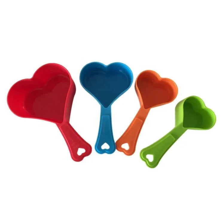 4 Piece Disposable Heart Shaped Plastic Measuring Spoons Set