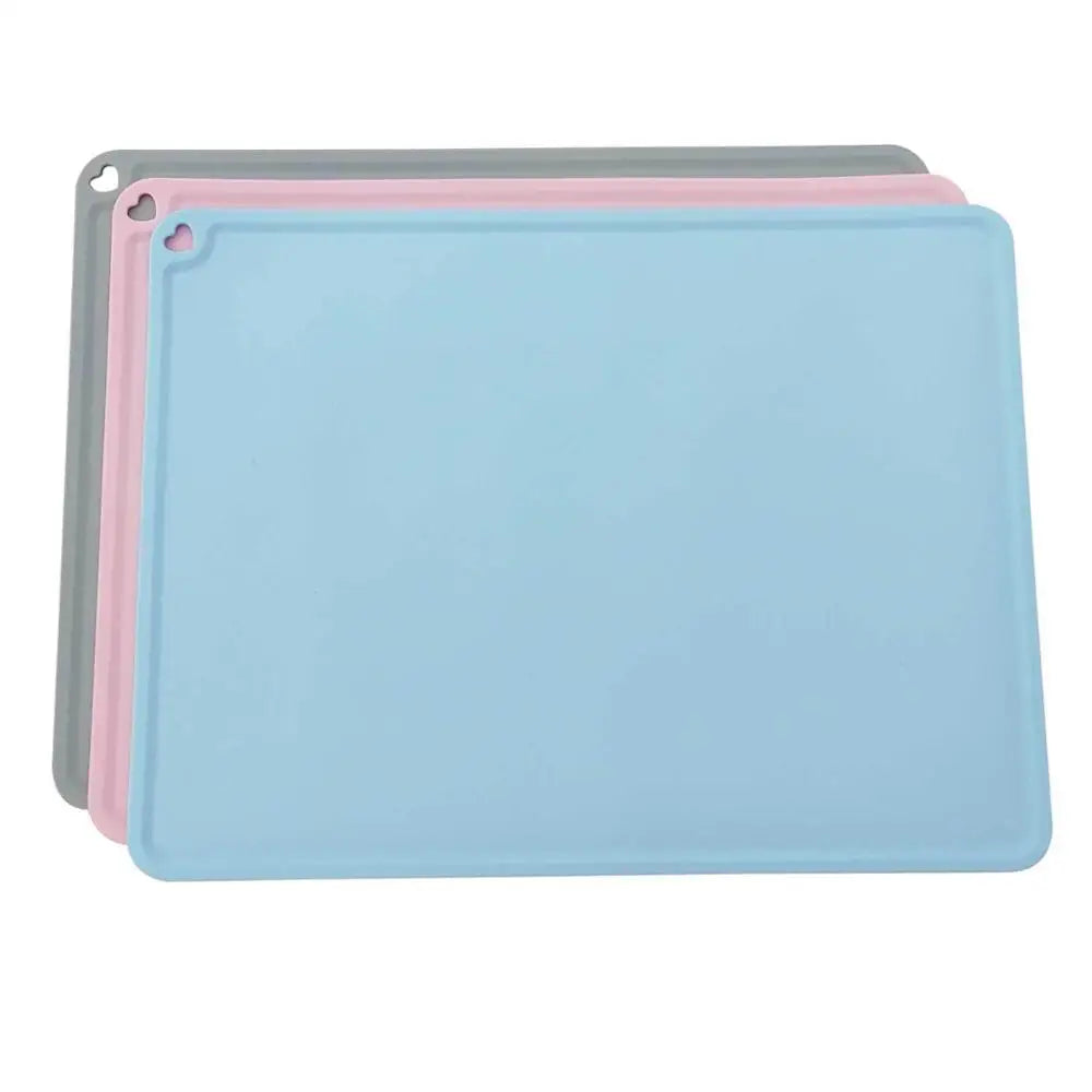 Wholesale Silicone Blue pink Grey love Shape Dog Pet Feeding Mat