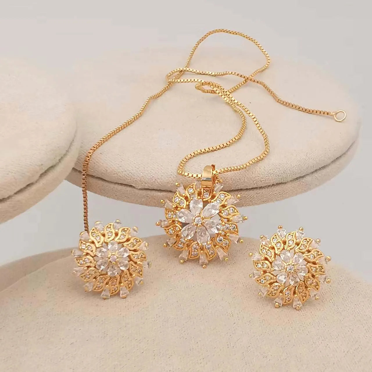 Wholesale Women Zirconia Jewelry Wedding Fashion Jewelry Fine Bridal 18k Dubai Gold Plated Jewelry Set Bijoux Plaque or Dubai