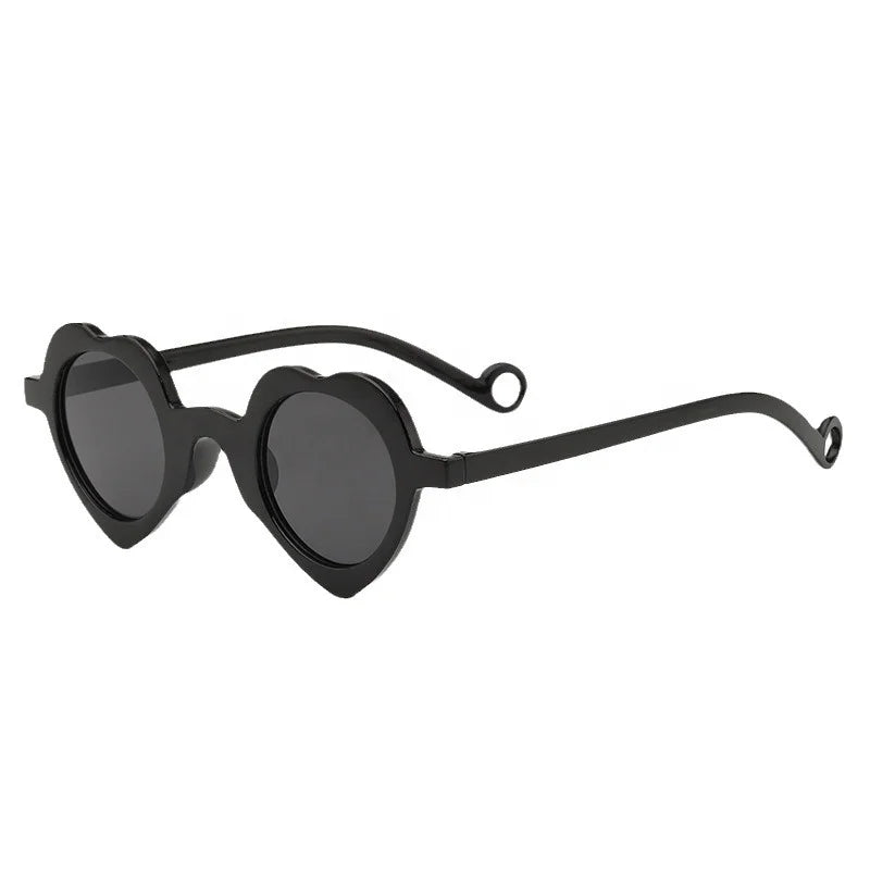 Low Price New Heart Shaped Kid 2024 Sunglasses Fashion Pink Love PC Frame Acrylic Lenses Gradient Smoke CE UV400 Unisex Gift