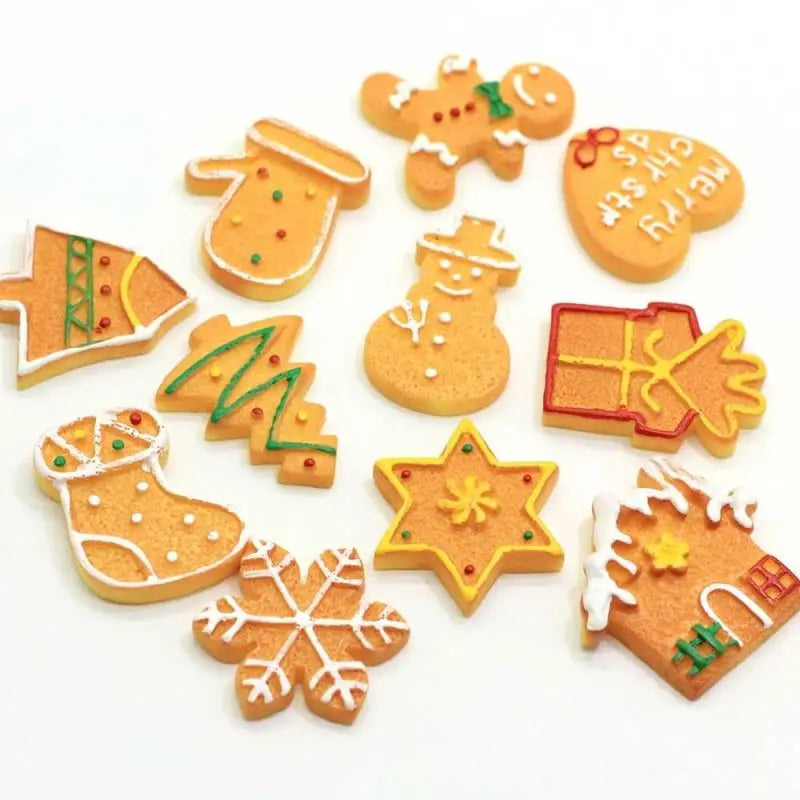 100pcs Novelty Resin Christmas Design Biscuit Flatback Resin Simulation Christmas Decoration Biscuit Diy Making Dollhouse