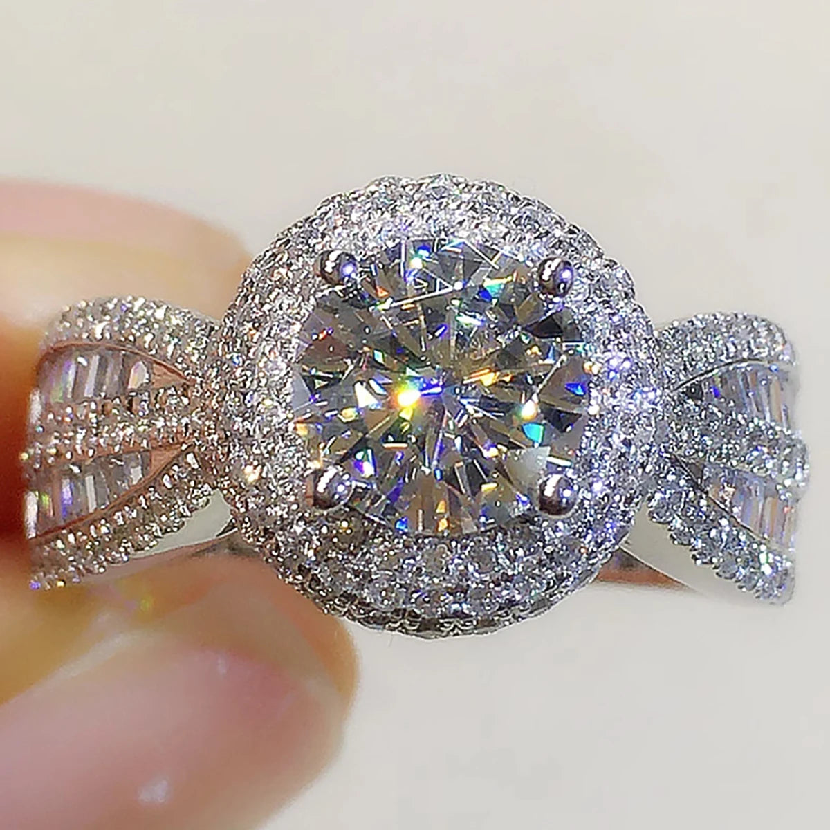 CAOSHI OEM Exquisite High Quality Sparkling Round Imitated Diamond Geometric Band Rings for Women Wedding Silver Plated CZ Rings