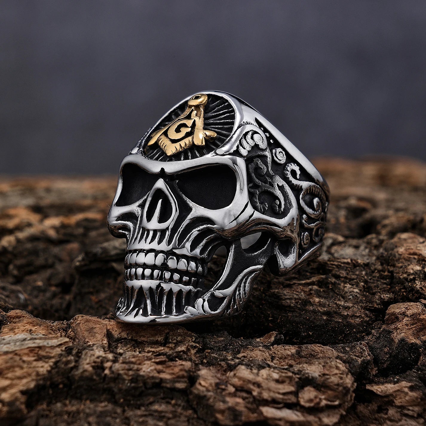 Men Gold Plated Stainless Steel Skeleton Finger Punk Style Gothic Skull Rings Gold and Silver Mosonic Symbol Ring