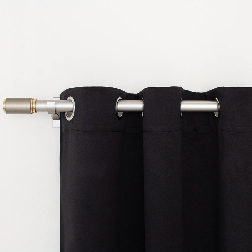 Wholesale Black Solid European American Style 100% Polyester All-Season Grommet Insulated Flame Retardant Bedroom Curtains