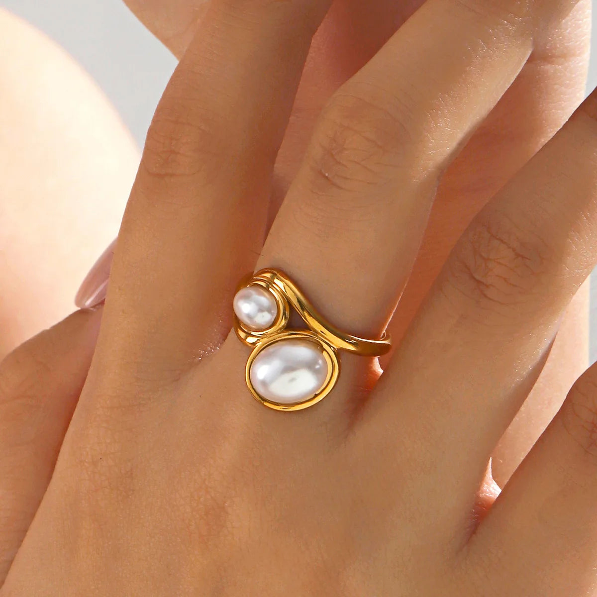French Vintage Style 18K Gold Plated Waterproof Geometric Pearl Stainless Steel Jewelry Open Ring