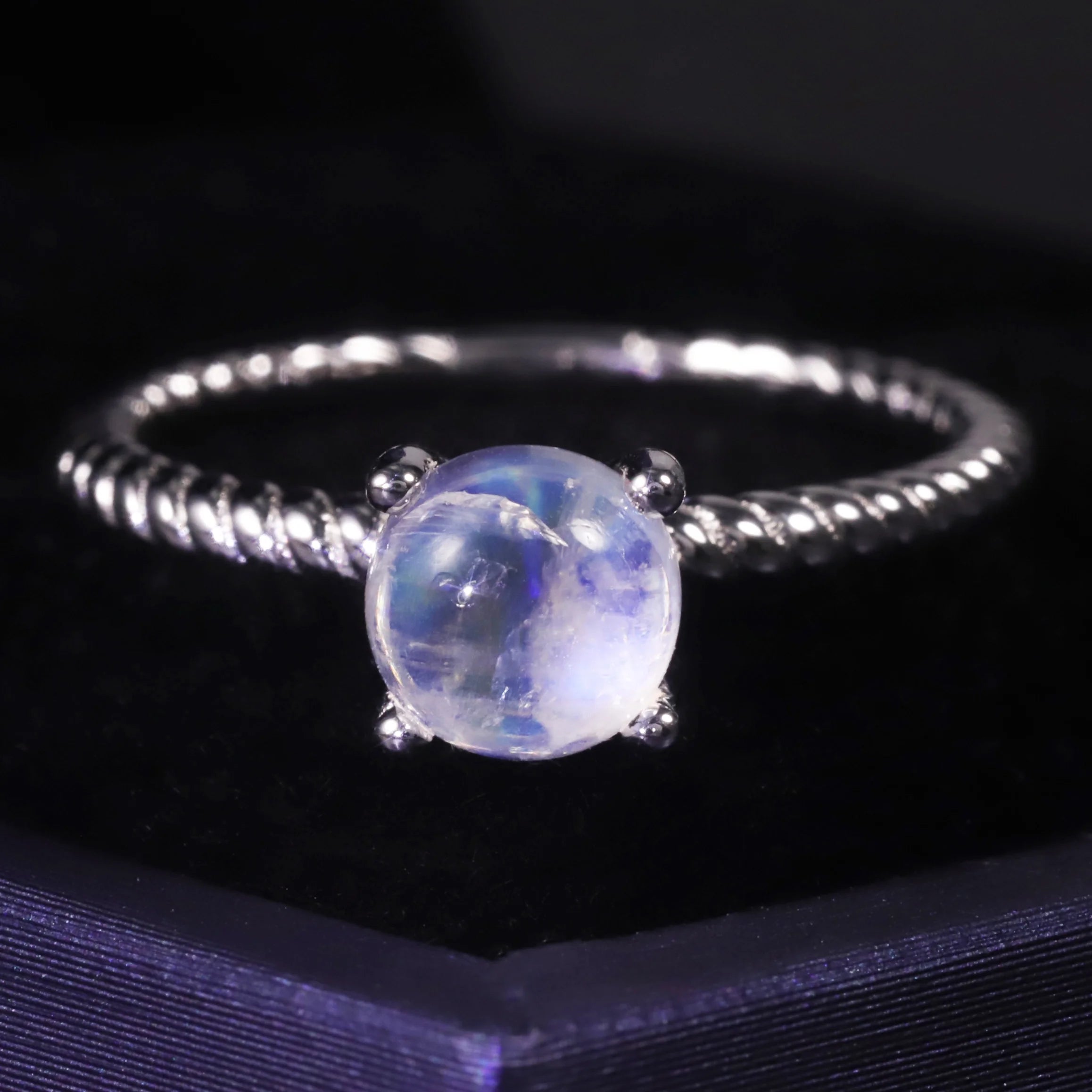 C5034 Abiding High-end Minimalist Solitaire Moonstone Gemstone Engagement 925 Sterling Silver Simple Twisted Band