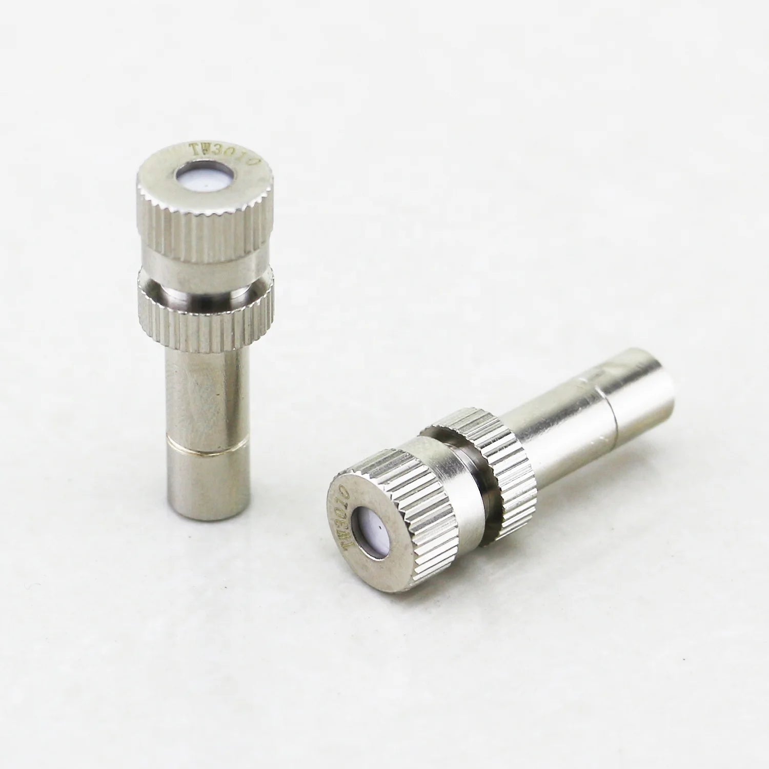 Push in Lock 6mm 8mm Tee Connector Fitting Nozzle Size 0.2mm~0.8mm Brass Plated Low Pressure Fog Nozzle Used for Disinfection