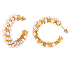 European and American Elegant and Personalized Earrings Niche High Gloss Shell Pearls C- Shaped Earrings