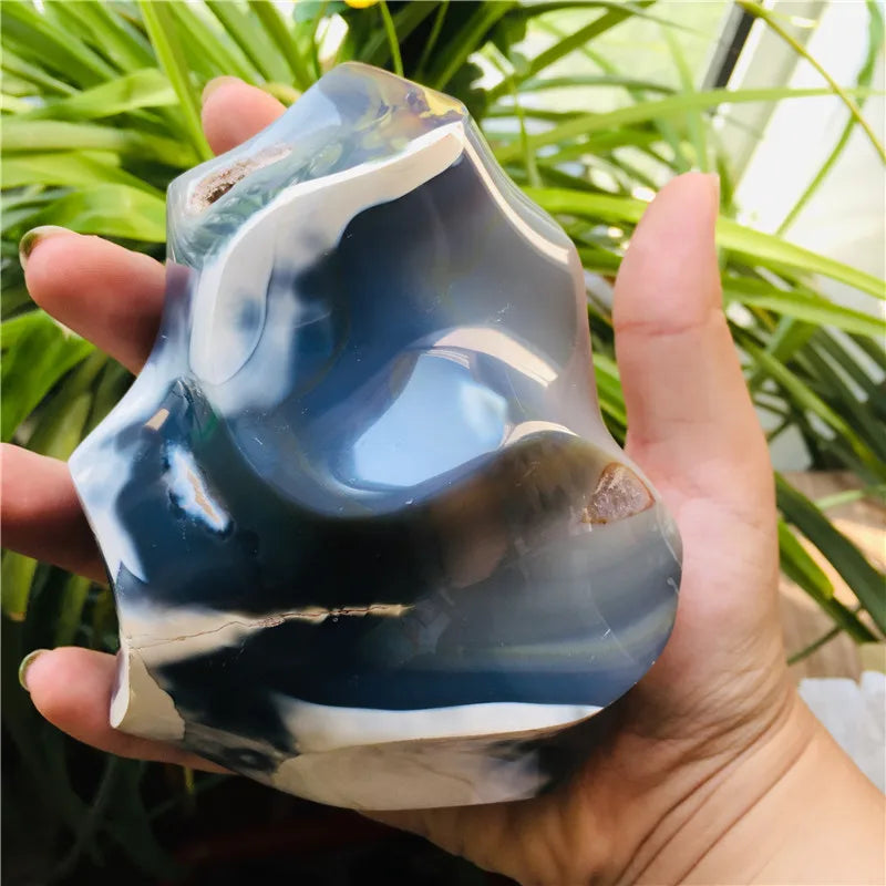 High Quality Blue Agate Stand Orca Flame Healing Crystal Flame Points Tower for Home Decoration