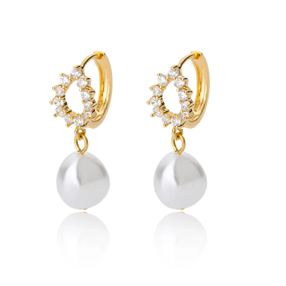 AA00647 Dainty Elegant Jewelry Zircon Gold Plated Women Earrings Pearl Charm Earrings