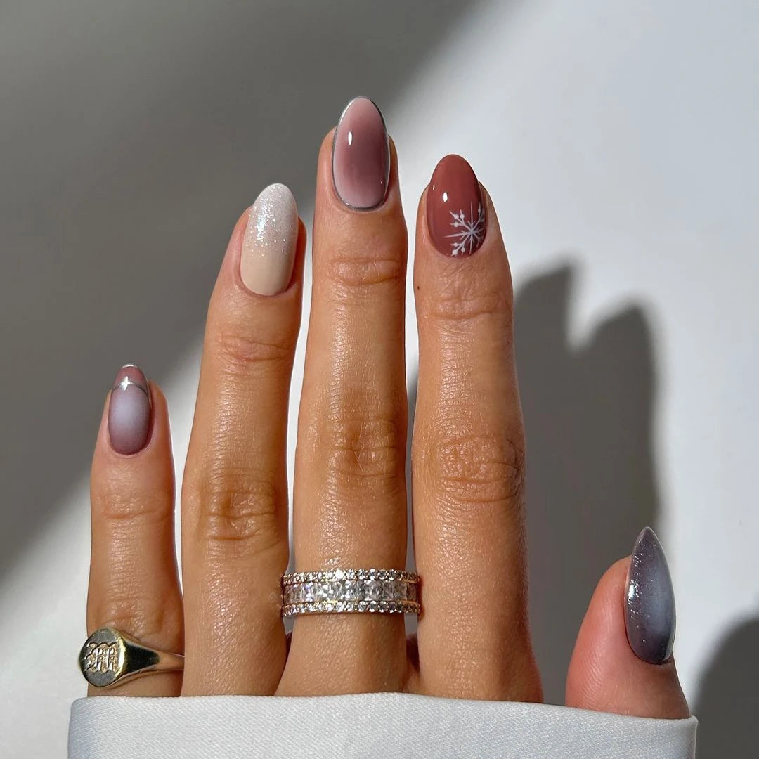 Custom Logo Short Almond Fake False Nails Set With Glue Wholesale Soft Gel Handmade Brown Ombre Fall Winter Press on Nails Bulk