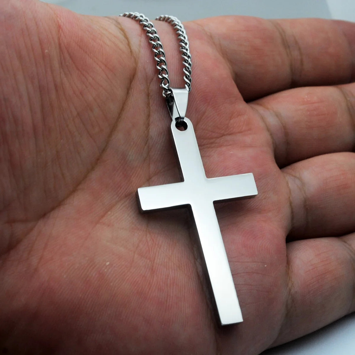 60cm Titanium Steel Necklace Cool Boys Long Chain Simple Punk Steels Cross Pendant Necklace for Men Women Jewelry Bijoux